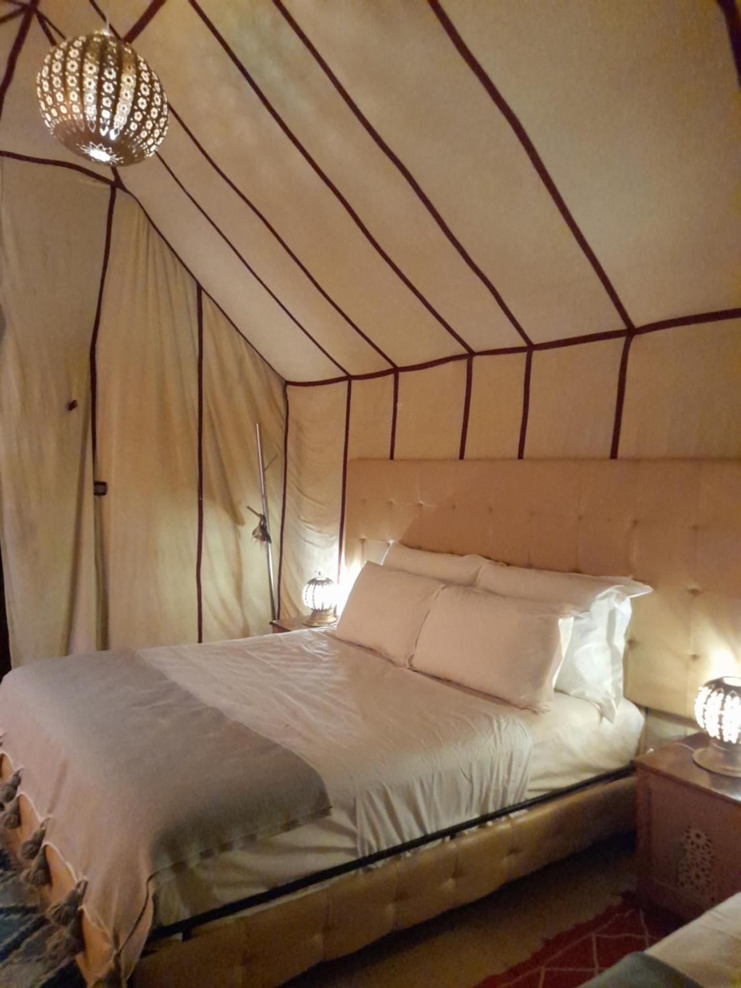 Merzouga Highdune Camp With Heated Tents Exterior photo